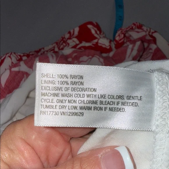 Knox Rose Floral Red Women's Skirt - Picture 6 of 7